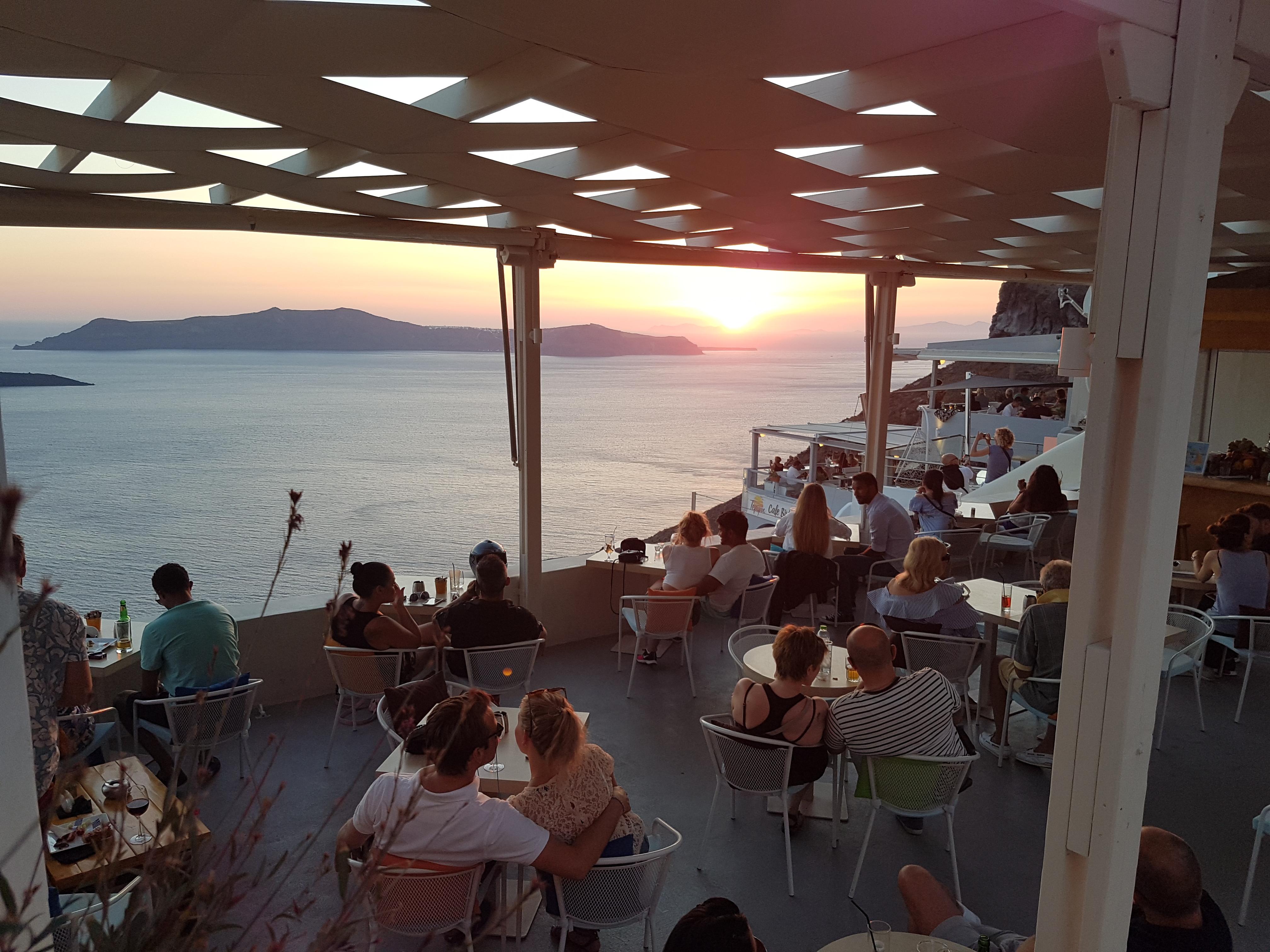Hotel On The Cliff Fira  Exterior foto